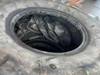 Wheels, Tyres, Rims & Dual spacers Taurus 800/65R32 50 MM 95 %