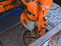 Snow Removal Equipment  Zoutstrooier