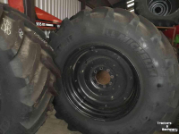Wheels, Tyres, Rims & Dual spacers Michelin banden 650/65R38_540/65R28