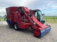 Self-propelled feed mixer Siloking Selfline 14 2215 zelfrijder voermengwagen