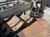 Car trailer up to 3500 Kg  Aanhangwagen met bosbouwkraan