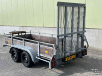 Mini-Excavator JCB Micrograafmachine JCB 8008 CTS met machinetransporter