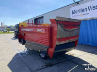 Silage-block distribution wagon Schuitemaker AMIGO 30S Blokkendoseerwagen