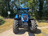 Tractor New Holland T6 145 DC