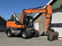 Excavator mobile Doosan DX140w-5