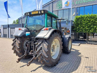 Tractor Valtra N121