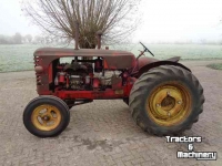 Oldtimers Massey Ferguson massey harris 744