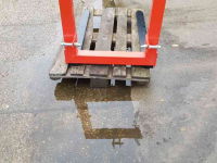 Other tillage machinery and accessories  Palletdrager  750 kg met verstelbare lepels