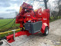 Straw spreader for boxes Teagle Tomahawk 8200SC stroverdeler