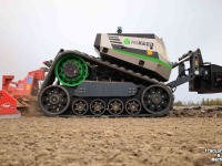 Autonomous Tractor / Robot tractor AgXeed AgBot 5.112T2 Robottrekker