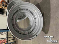 Wheels, Tyres, Rims & Dual spacers Titan DW20X30