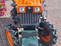 Horticultural Tractors Kubota B7000