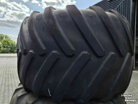 Wheels, Tyres, Rims & Dual spacers Michelin 1050/50R32