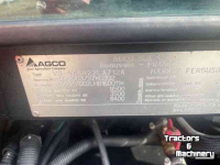 Tractor Massey Ferguson 5713 SL Dyna-6 EFF Tractor
