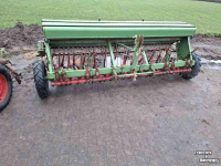 Seed drill Hassia DU 300 Zaaimachine