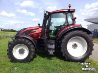 Tractor Valtra T214 Direct