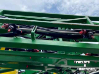 Fieldsprayer pull-type John Deere TRSP25 Veldspuit