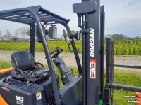 Forklift  Doosan D18S