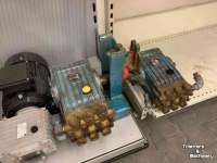 Diverse used spare-parts  Diverse pompen / pompkop / drukhuis / plunjerpomp voor hogedrukpompen / hogedrukspuiten