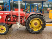 Tractor David Brown 880