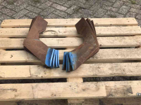 Diverse used spare-parts Lemken Trimix Vleugelscharen KF 40 TP