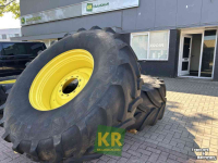 Wheels, Tyres, Rims & Dual spacers Vredestein 650/85R38 Traxion XL
