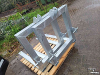 Other harvesters and accessories  Palletdrager  1000 kg