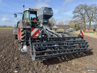Cultivator  Agroland Raptor 300 + Agriwir zaaimachine