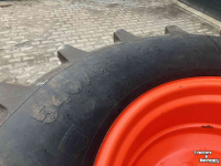 Wheels, Tyres, Rims & Dual spacers  540/65r28 vredestein 35mm op wiel