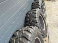 Wheels, Tyres, Rims & Dual spacers Alliance 365/70R18