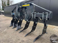 Deep subsoiler  Agroland TPC 300 diepwoeler met hef