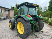 Tractor John Deere 5085M
