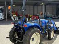 Horticultural Tractors Iseki TLE3410 tractor met voorlader