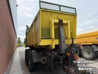 Manure spreader  Mestbreker Met Kurstjens onderstel