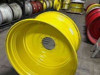 Wheels, Tyres, Rims & Dual spacers  VAST WIELEN 27X42 JD GEEL