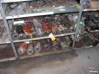 Other tractors and accessories David Brown Alle type s Case en David Brown onderdelen