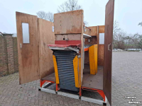 Other conveying equipment and accessories  Leescabine/verleestafel