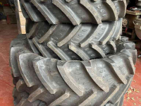 Wheels, Tyres, Rims & Dual spacers BKT 480/70R30 & 380/70R20 nieuwe banden