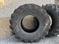 Wheels, Tyres, Rims & Dual spacers BKT Set Agrimax Teris 800/65R32 54mm