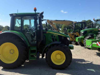 Tractor John Deere 6100M