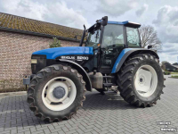 Tractor New Holland 8260