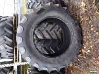Wheels, Tyres, Rims & Dual spacers BKT 520/85R42