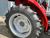 Horticultural Tractors Massey Ferguson 1740 E Compact Tractor