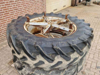 Wheels, Tyres, Rims & Dual spacers  480/70/38R Set dubbellucht 40%