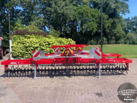 Spike roller Evers Pinto 600 grasland beluchter