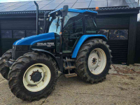 Tractor New Holland TS100