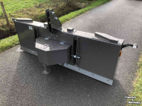 3-point scraper blade  Jochemsen Machines Frontschuif Frontgewicht Frontbumper