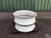 Wheels, Tyres, Rims & Dual spacers  38 dubbellucht