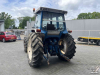 Oldtimers Ford 8210 gen2
