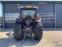 Tractor Massey Ferguson 5709M Dyna4